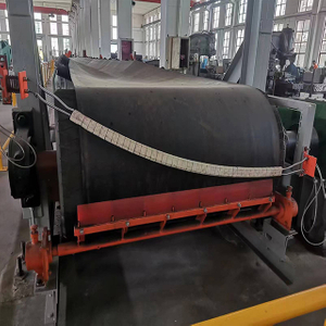 Raspador transportador de cuchillas de aleaci&oacute;n de tungsteno y cer&aacute;mica de PU de poliuretano adecuado para diferentes materiales